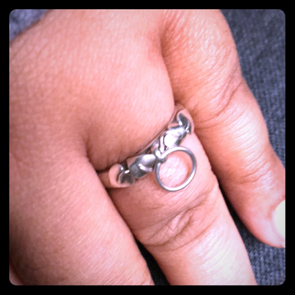 Cute fashion ring